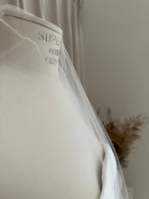 Load image into Gallery viewer, Alice + Mae "Hughes Veil"