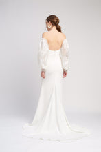 Load image into Gallery viewer, Alexandra Grecco "Reine"