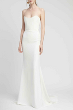 Load image into Gallery viewer, Alexandra Grecco &quot;Reine&quot;
